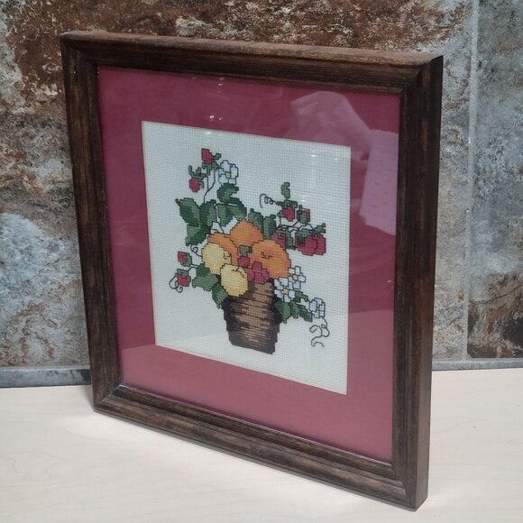 Vintage Framed Cross Stitch Fruit Basket Wall Artwork Hanging Decor - Picture 8 of 10